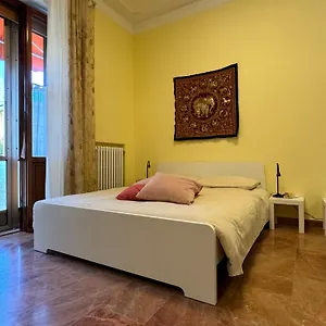 Lucy's House, Elegante Rustico Con Tutti I Comfort Moderni A Affittacamere